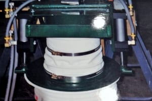 bucket_attach